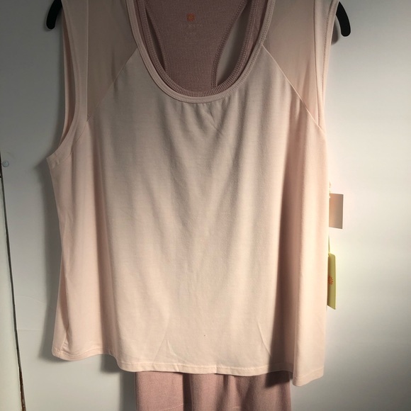 Tangerine brand small 2 layer blush pink tank top - Picture 3 of 6